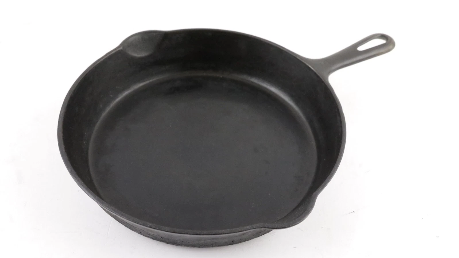 Vintage Griswold Cast Iron Skillet No. 8 Small Logo - Fast Ship!