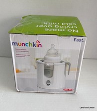 Munchkin Fast Bottle Warmer WARMS IN 90 SECS