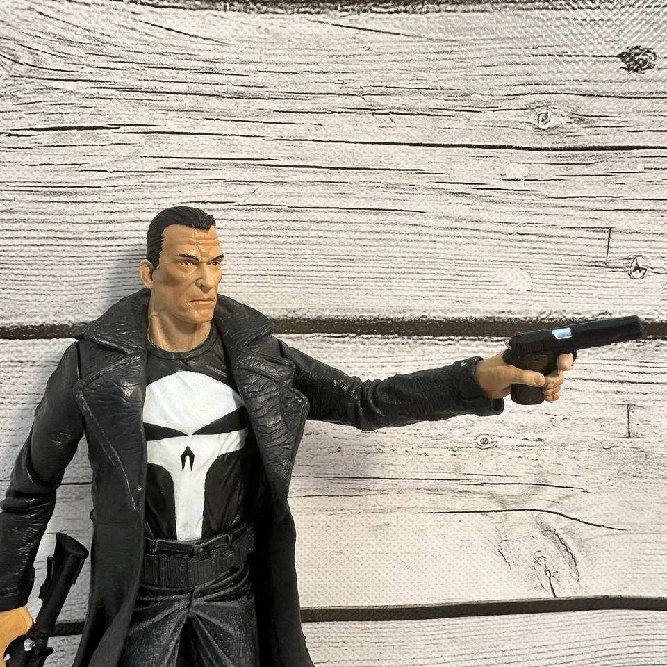Marvel Diamond Select Punisher Special Collector Edition Action Figure 7 inches - Image 4 of 4