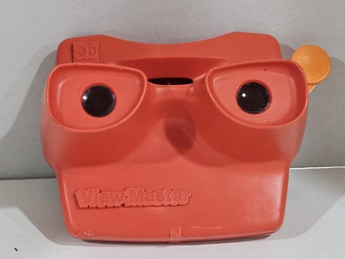 Vintage ~ View-Master ~ 3D ~ Viewer ~ Red Classic View-Master Toy Slide Viewer - Picture 3 of 12