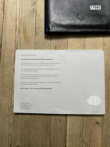 09-13 SKODA YETI OWNERS HANDBOOK MANUAL + NAVI & WALLET Print 2011 Ref17660 - Picture 9 of 20