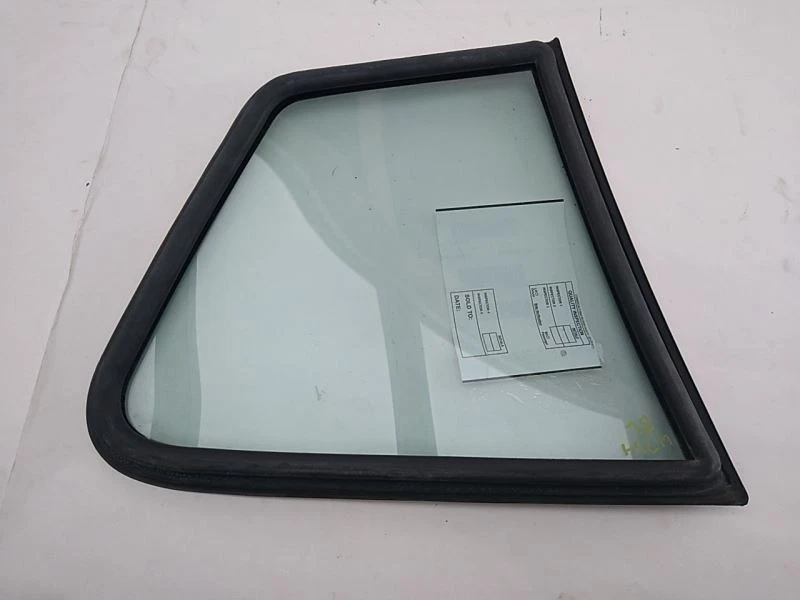 PORSCHE 924S 944 Piloto Trasero Izquierdo Cuarto Ventana Cristal 83 84 85 86 87 88 Foto 2 de 4