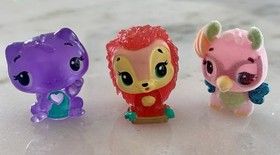 Hatchimals CollEGGtibles 10-Pack Mixed Lot Mini Figures w/ Egg Carton Case
