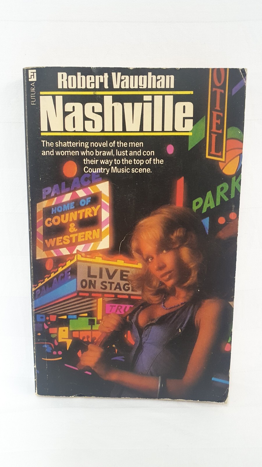 Nashville by Robert Vaughan 1975 Futura Paperback Book
