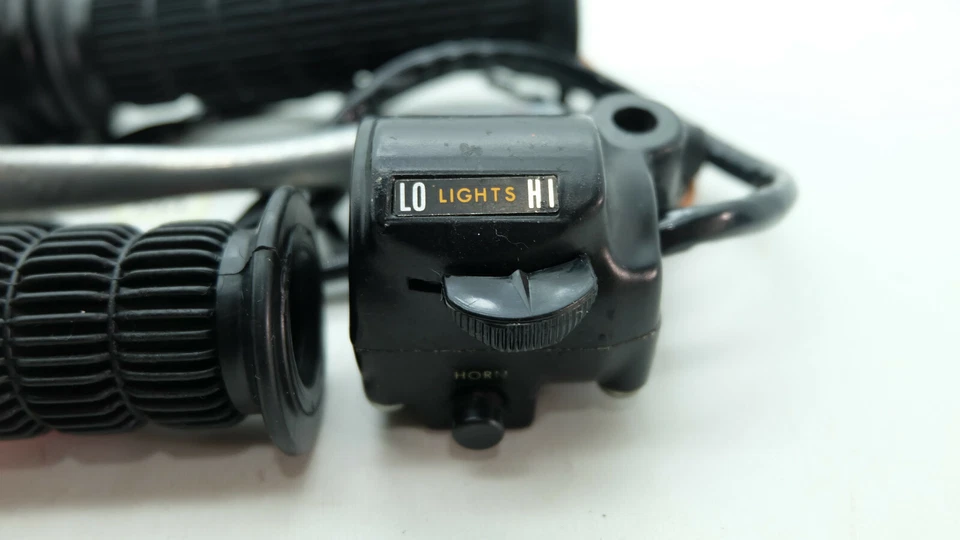 Empuñadura palanca interruptor izquierda derecha KAWASAKI G7 G3 MT1 KV75 KH100 G3SS G3TR F2 F3 Foto 4 de 4