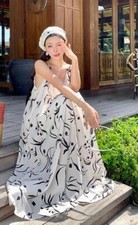 Women's Fashion Comfortable Loose V-neck sling seaside beach floral long dress