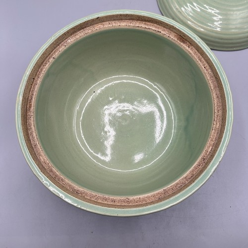Western Stoneware Monmouth Pottery Green Casserole Bean Pot W/ Lid - Picture 8 of 13