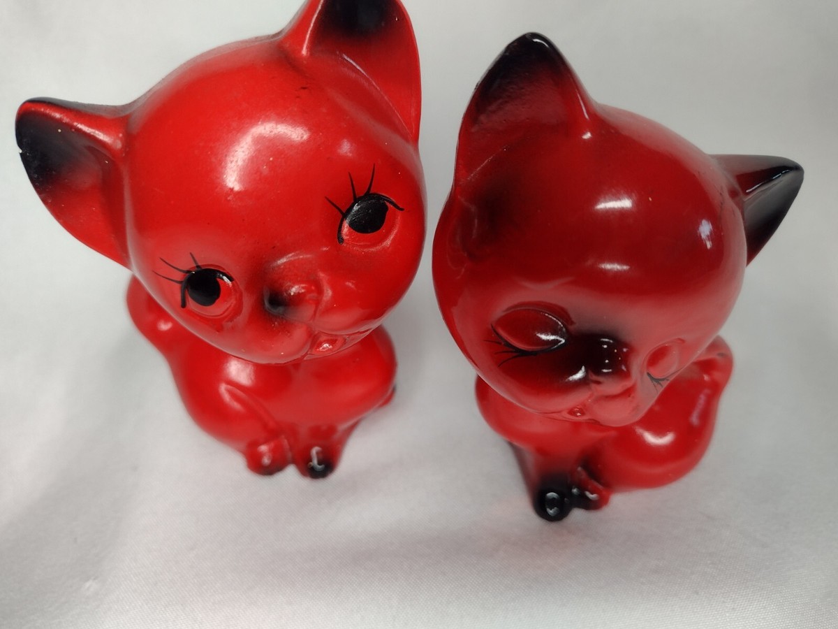 Vintage 70s Ceramic Cat Figurines Red Black Decorative Ketchiki 3