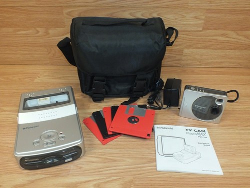 Polaroid (PDC 345) Digital TV Cam Photo Max Camera w/ Docking Station Bundle - Picture 1 of 7