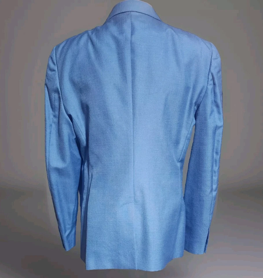 **Eleva tu estilo con Alexander McQueen** Foto 4 de 4