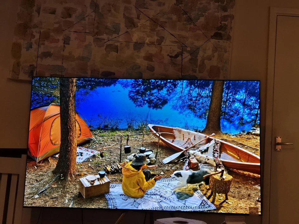 LG OLED65G26LA 65" 4K AI OLED Smart TV - Black - Image 2 of 4