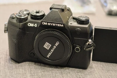 OM System OM-5 Mark II (schwarz) Kamera