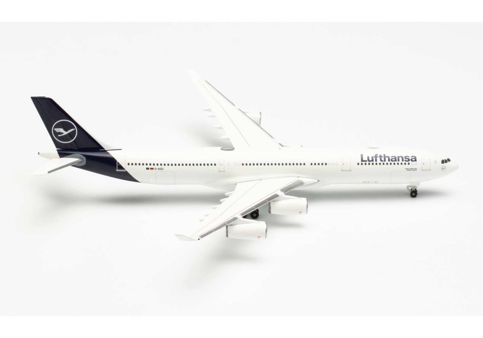Lufthansa Airbus A340-300 D-AIGU Castrop-Rauxel - 1:500 - Herpa (535410)