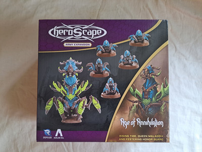 HeroScape Army Expansion Rising Tide: Queen Maladrix & Festering Honor Guard ENG