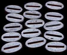Dungeons And Dragons Metal And Plastic Slotted Bases 102 Pieces