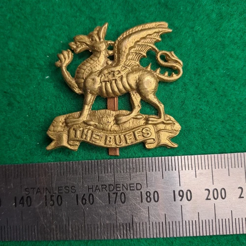WW2 Buffs Royal East Kent Regiment Sand Cast Egypt Made Cap Badge