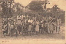 BRAZAVILLE UN GROUPE AU VILLAGE DE MANSIMOU 104134