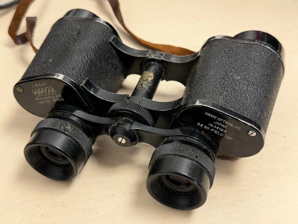 Asahi Pentax 8x30 Prism Binoculars Coated Optics Vintage Japan - Image 2 of 4