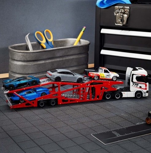 (PRE-SALE) Hot Wheels Elite 64 Scania 770 S - Picture 4 of 4