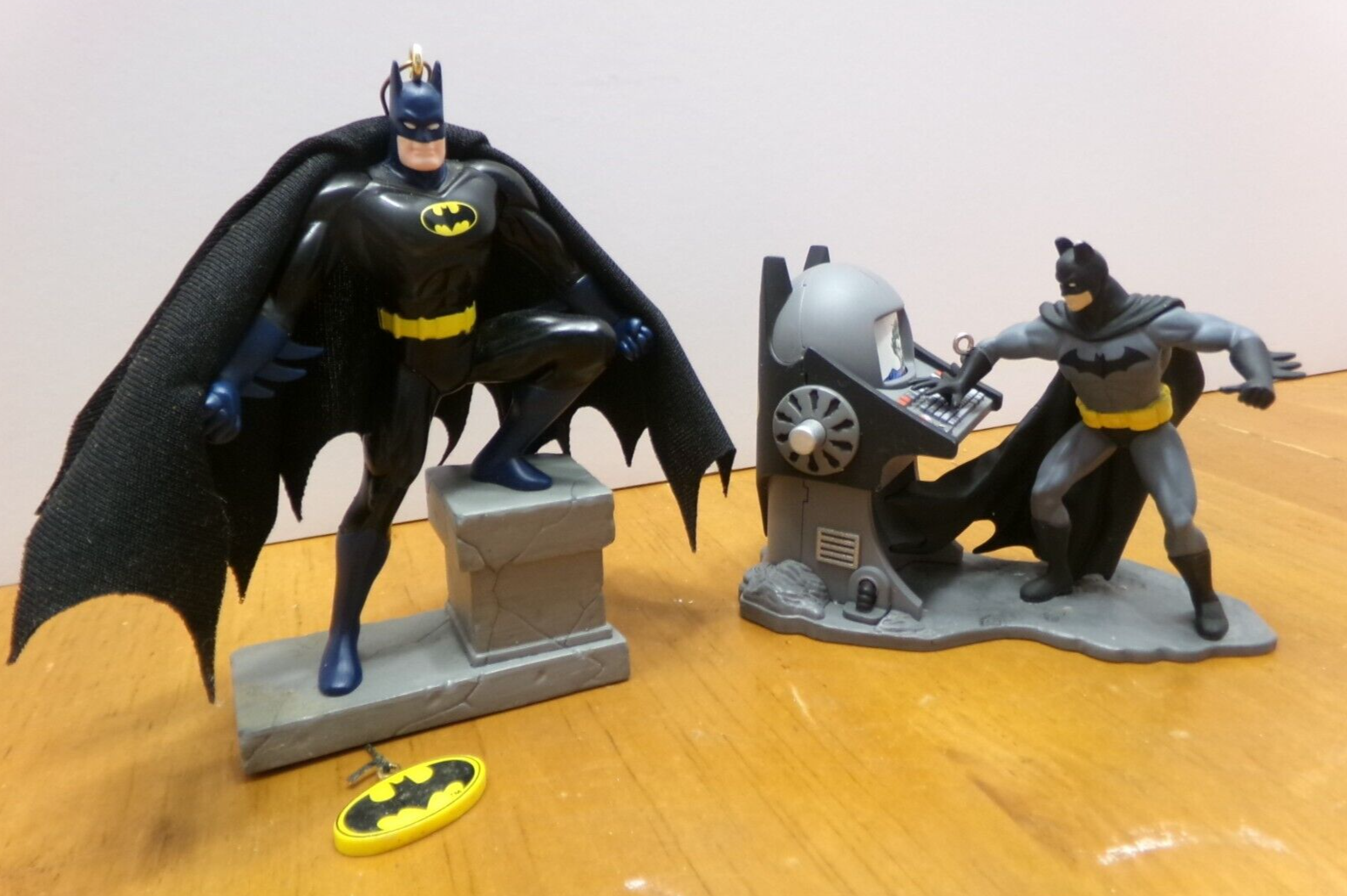 PAIR OF RETIRED HALLMARK ORNAMENTS BATMAN THE DARK KNIGHT CAPED CRUSADER-image
