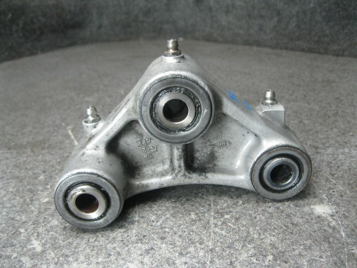 96 Kawasaki Ninja ZX6 ZX-6 ZX6R Rear Shock Linkage 109E | eBay