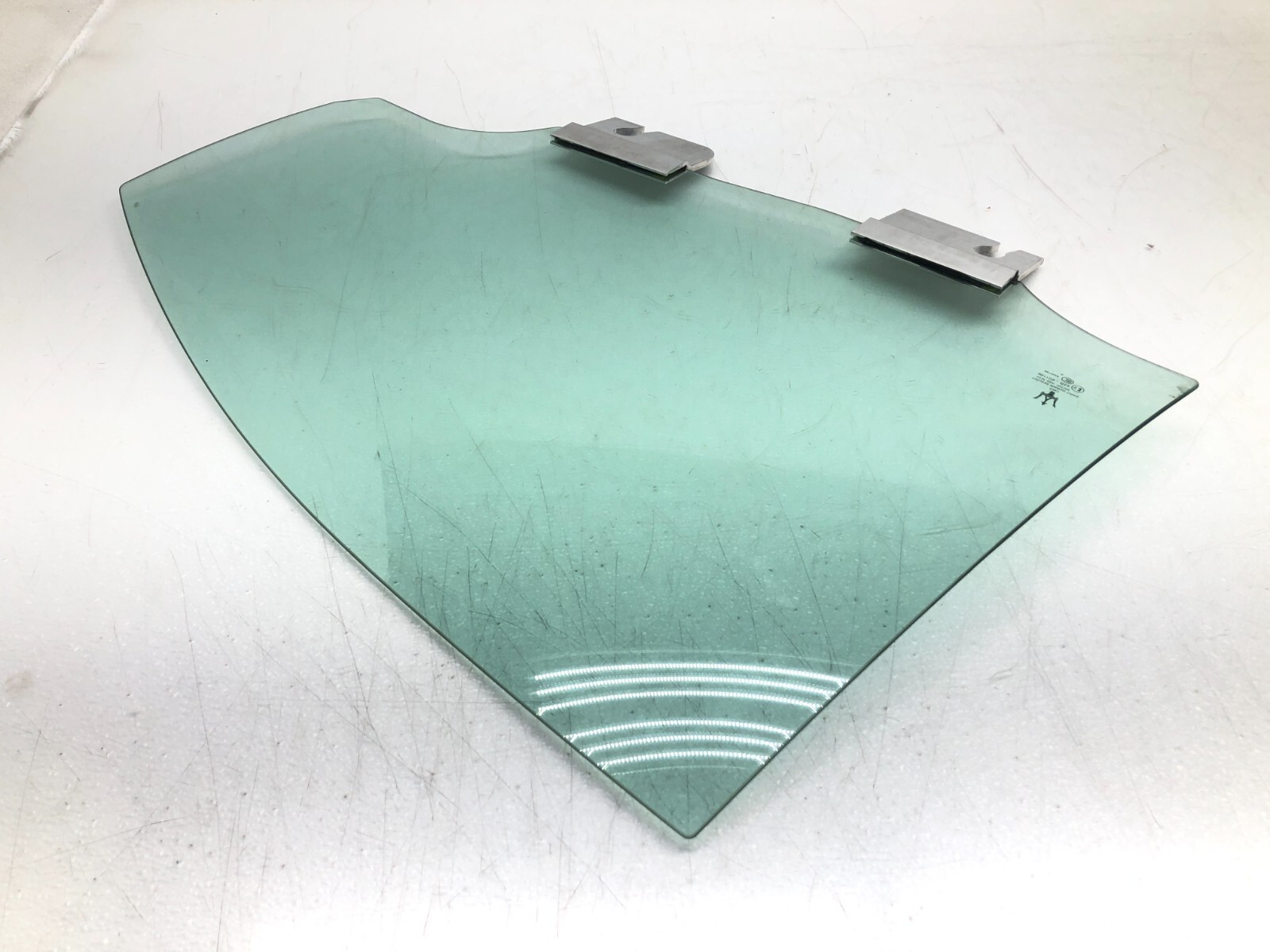 2014-2019 MASERATI GHIBLI S LEFT DRIVER REAR DOOR GLASS WINDOW OEM 065.