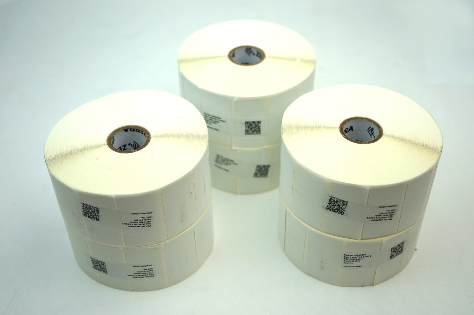 Бумажная этикетка Zebra Z-Perform 2000T 10005850 7590₽