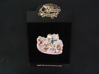 DISNEY AUCTIONS DONALD'S NEPHEWS BAND BLACK PROTOTYPE PIN ON CARD LE 100