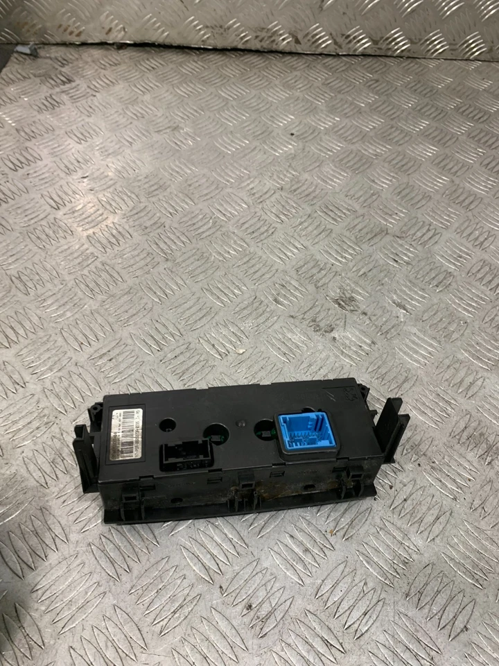2008 PEUGEOT 207 CLIMATE CONTROL PANEL 96497866XT #2 - image 4 of 4