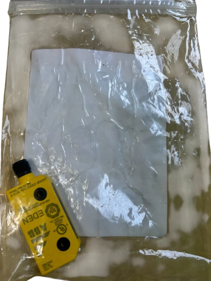 ABB Eden Safety Sensor 2TLA020051R5400 Adam OSSD-Info M12-5 Connector - Image 2 of 3