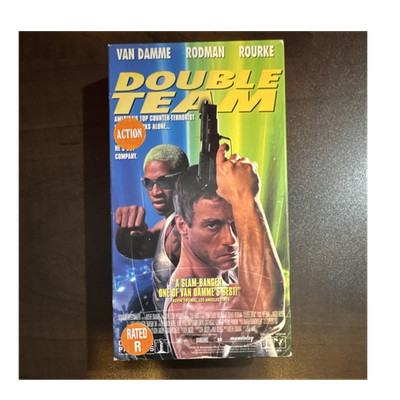 Columbia Pictures Double Team VHS NTSC R Closed Captioned Van Damme Rodman