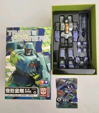 Transformers AAE Auldey v2 Skywarp figure 4.7" tall