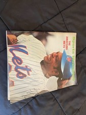 sports illustrated 5/22/72 The Amaysing Mets Willie Mays EXC cond no label