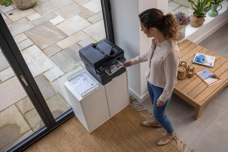 MULTIFUNZIONE Brother MFC-L2800DW LASER B/NFAX 32PPM WIFI/LAN/USB - Immagine 3 di 4