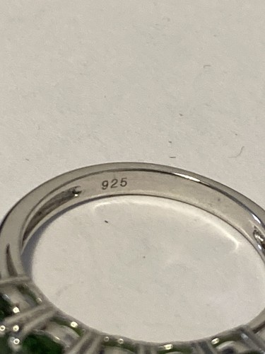 Sterling Silver & Green Diopside Gemstones Ring. Size L 1/2. (2.62g) - Picture 6 of 15