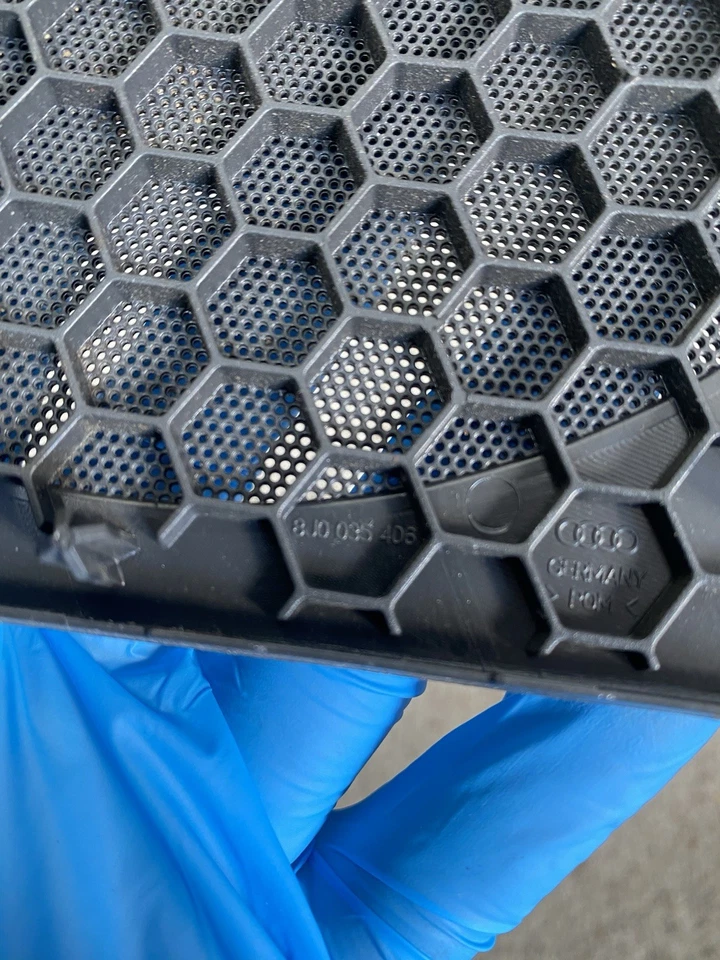 AUDI TT MK2 SPEAKER GRILL COVER DRIVERS SIDE 8J0035406 06-14 8J FREE P&P - Image 4 of 4