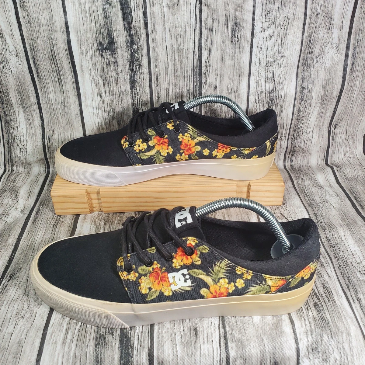 Dc shoes store trace