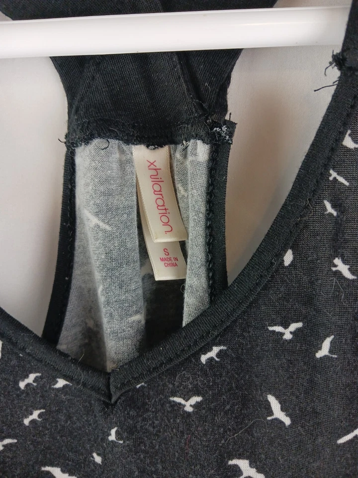 Women’s Black/White Tank Top, xhilaration tank top Size Small Birds - Image 2 of 4