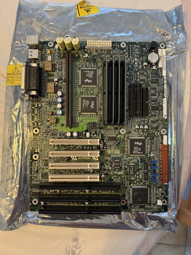 Intel PD440FX Slot 1 Motherboard w 256MB RAM & 533 Celeron Socket 370 Converter