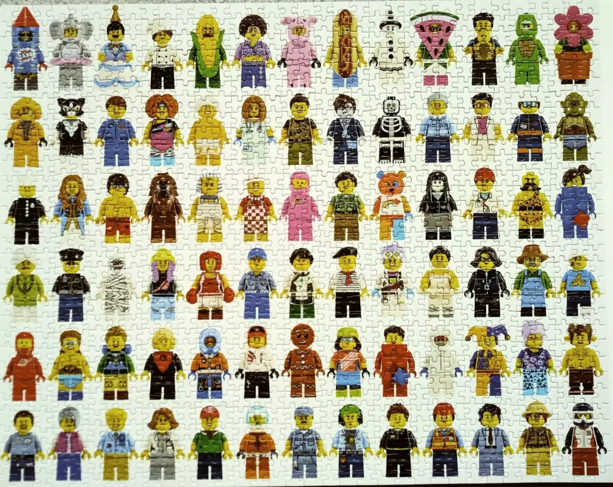 Chronicle Books LEGO Minifigure Puzzle