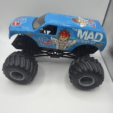 Hot Wheels Monster Jam 1:24 Mad Scientist 201...