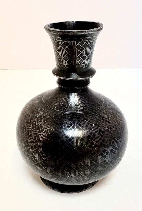 Vintage Bidri Bidriware Indian Black and Silver Inlay Vase