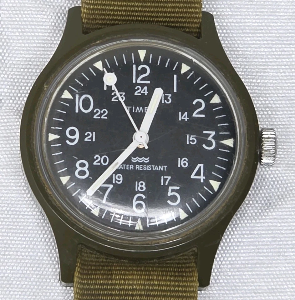 Vintage Timex Mechanical Military Field Watch Green Band Strap Phillipines 35mm - Image 2 of 4