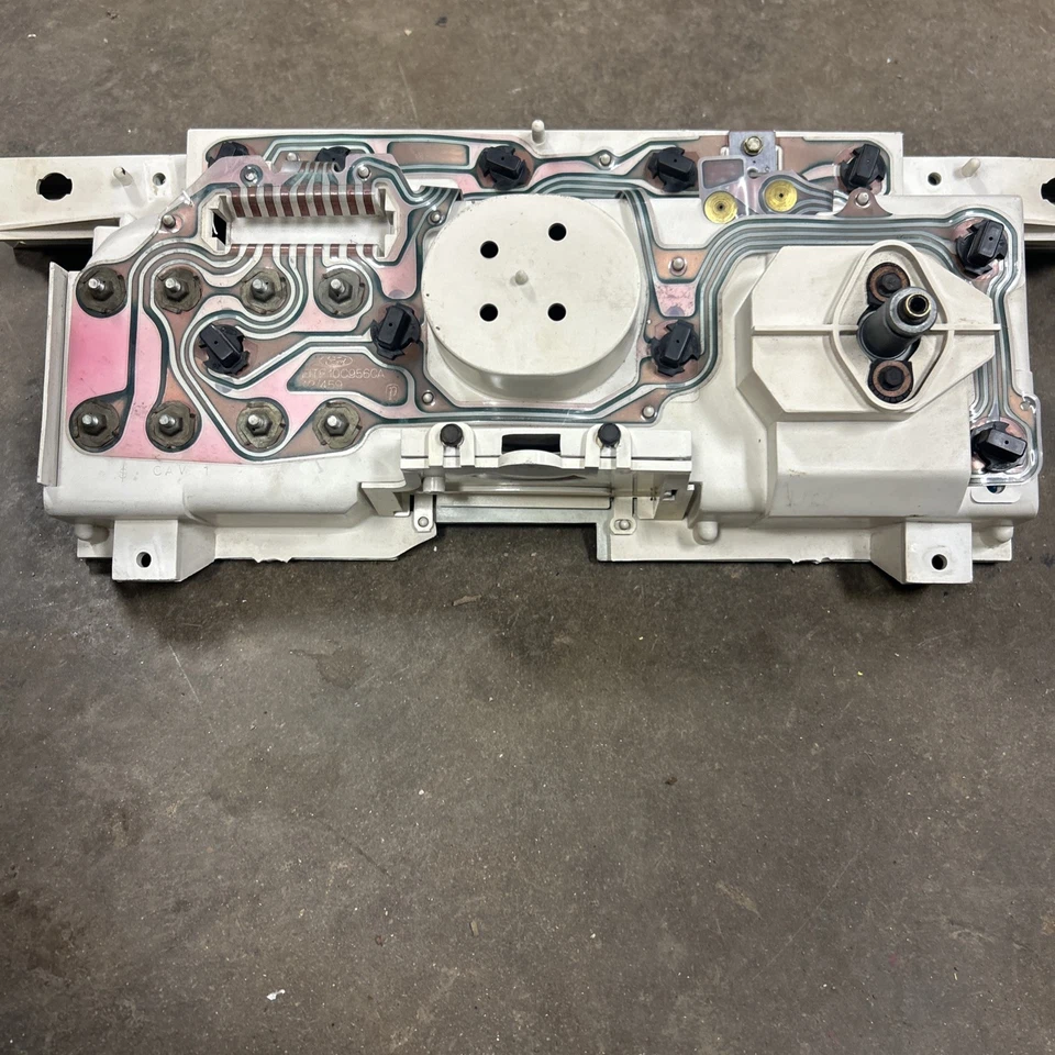 Ford F150 F250 F350 1980-1986 cuadro de instrumentos velocímetro Bronco 1984 Foto 4 de 4