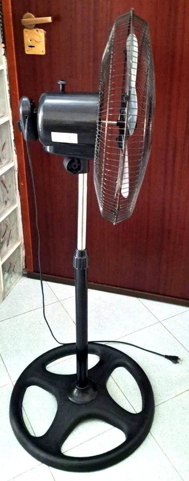 Ventilatore a Piantana 5 Pale Alluminio- oscillante 45W 3 Velocità Diametro 50cm - Immagine 2 di 4