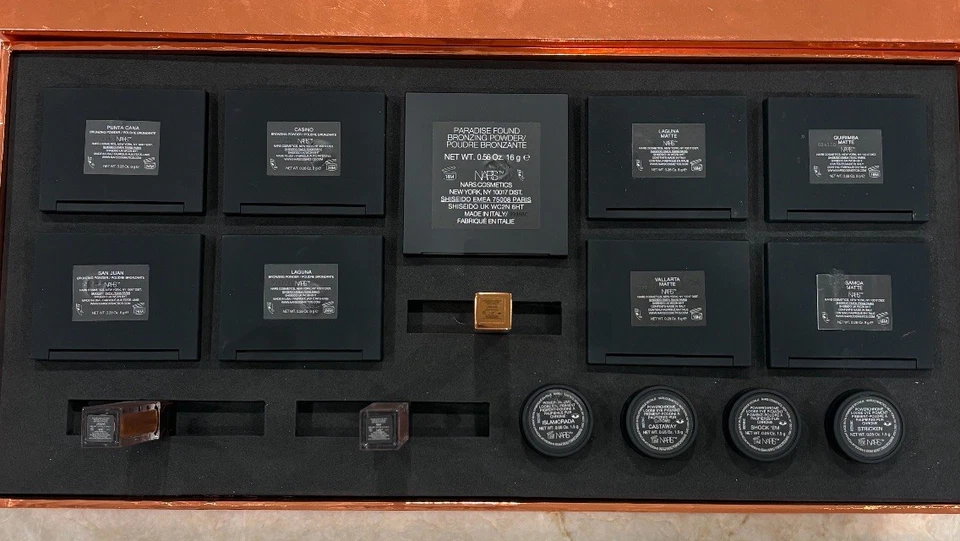 Caja de maquillaje masiva Nars Foto 3 de 4