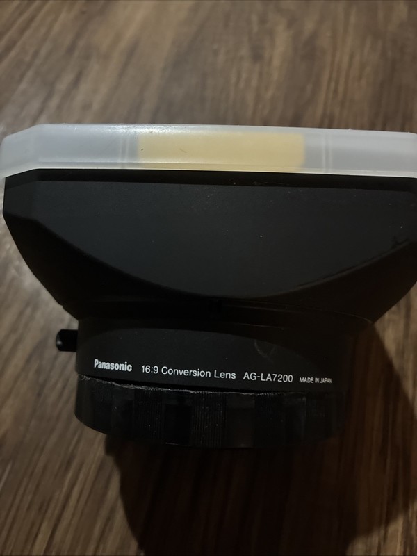 Panasonic AG-LA7200 16:9 Anamorphic Lens Adapter 16x9 1.33x 2:35:1 72mm
