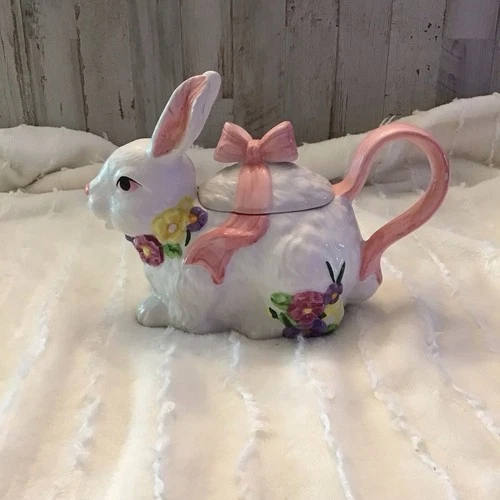 Vintage Ceramic Bunny Rabbit Teapot Pours Through Mouth