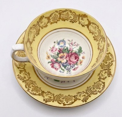 Paragon Fine Bone China Cup and Saucer: Floating Roses, Gold Trim - ,