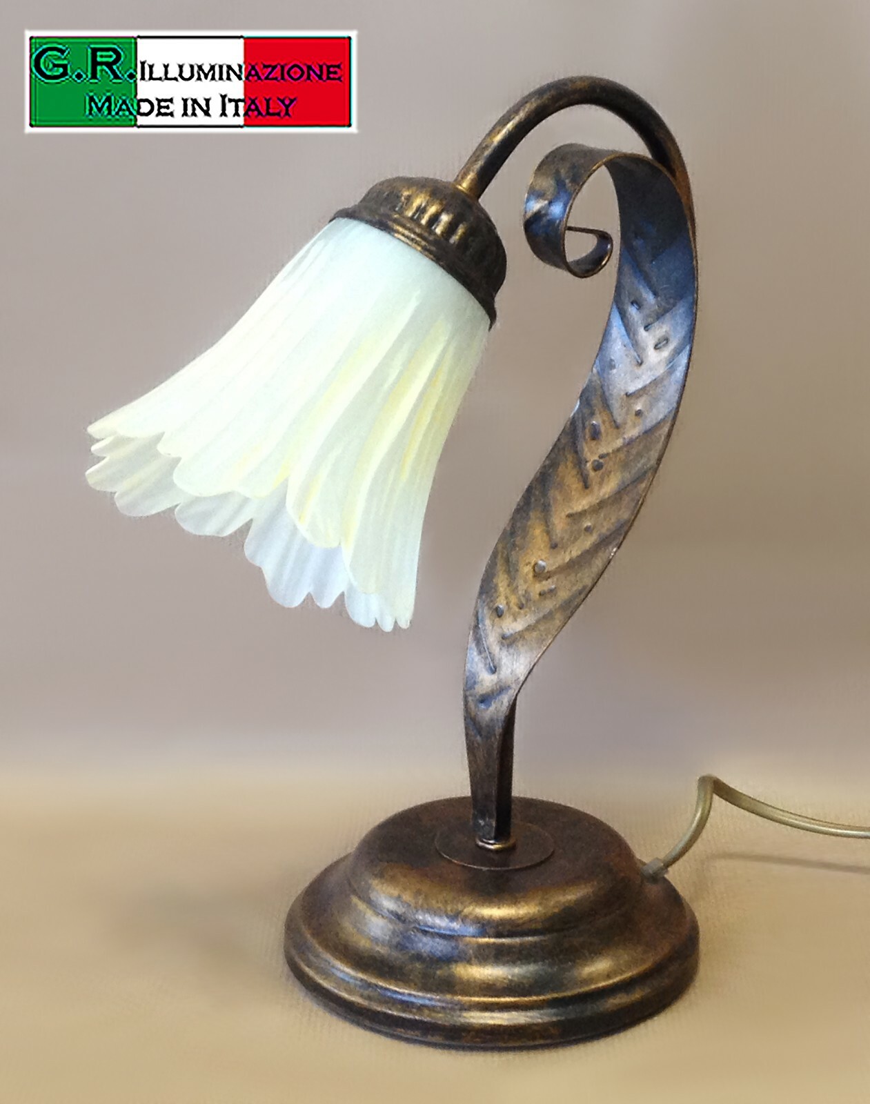 LUMETTO IN FERRO BATTUTO 1 LUCE LAMPADA COMODINO RUGGINE SFUMATO ORO "LFB16"